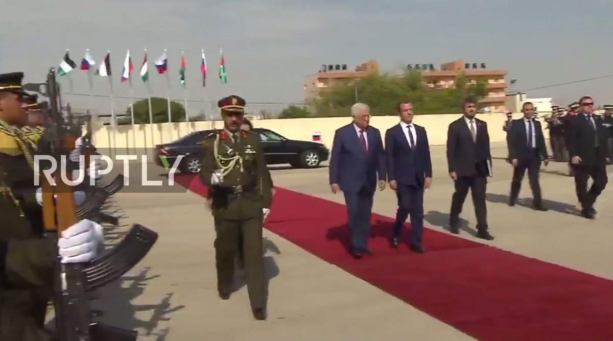 إستقبال رسمي من عباس لميد فيديف قبل إجتماع أريحة