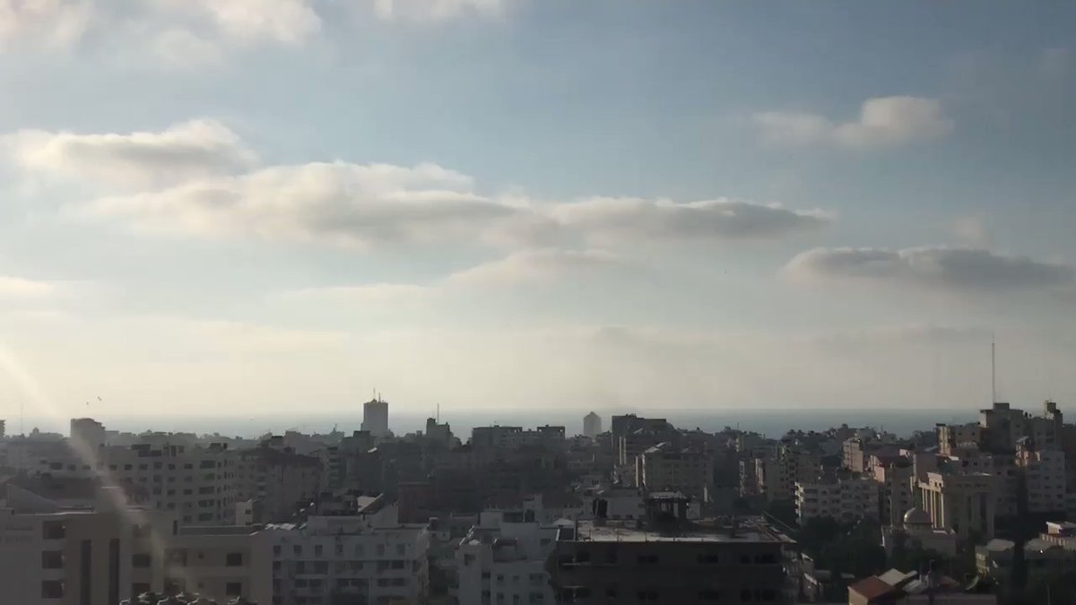 Video: bombardment on a building west of Gaza City