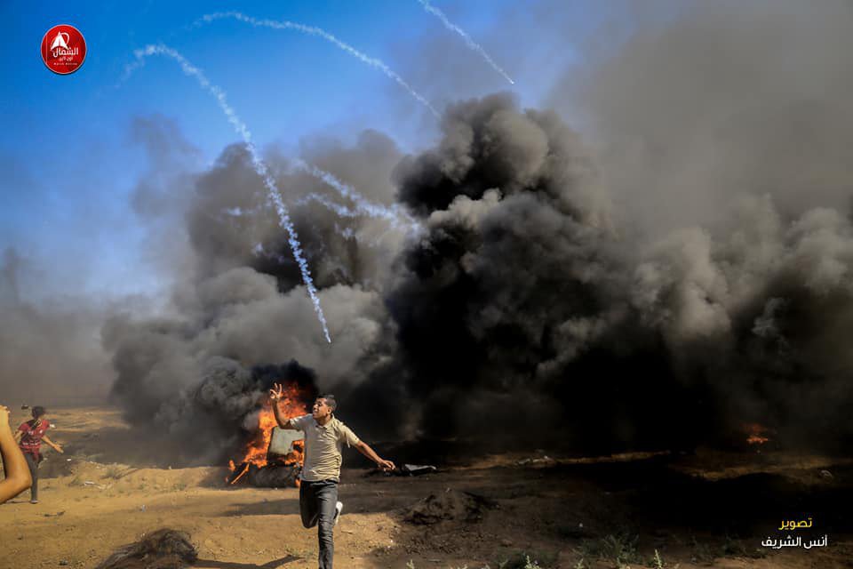 Riots In the borders of the Eastern Gaza strip this moment. 