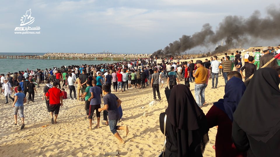 Pictures of the participation of citizens in the activities of the maritime movement demanding the breaking of the siege north of the Gaza Strip. Photo: Ahmed Zaqout