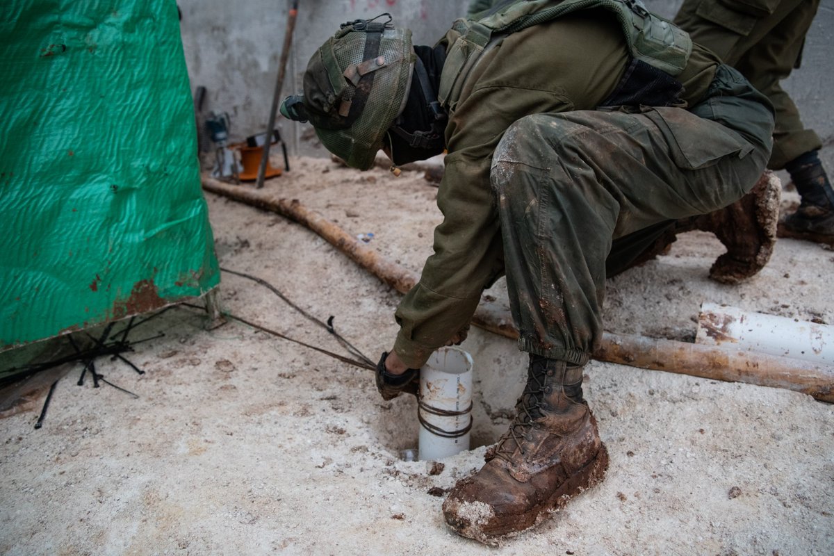 Operation #NorthernShield : Israeli army soldiers exposed ANOTHER attack tunnel built by Hezbollah from Lebanon into Israel. 3rd tunnel exposed in a week. 