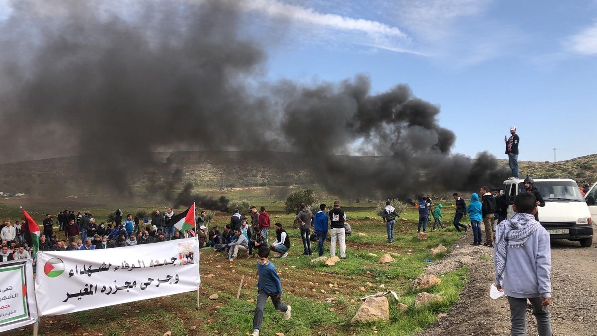 At least four Palestinian protesters were injured by Israeli gunfire after IDF soldiers attacked a protest in the village of al-Mughayer, northeast of Ramallah, against settler attacks, today.   