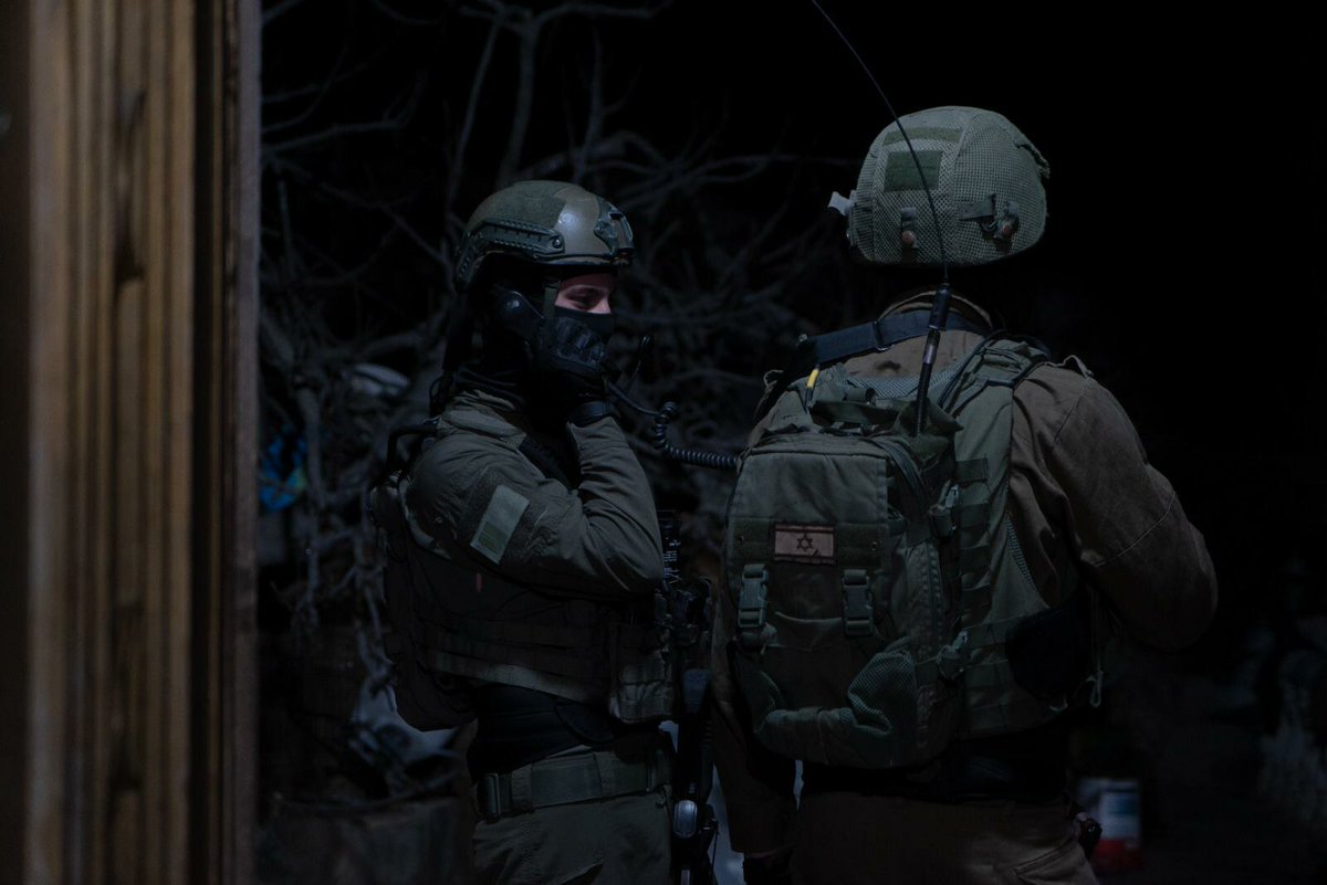 During searches for the terrorist who committed the shooting attack at Haparsa junction in which a soldier was lightly wounded, the body of the suspect was found along side a M16 rifle and a pistol