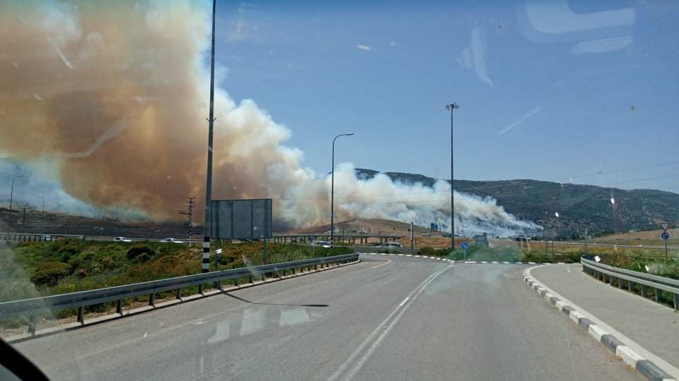 Forest fire near Mount Carmel , the industrial zone of Yokneam Ilit is being evacuated 