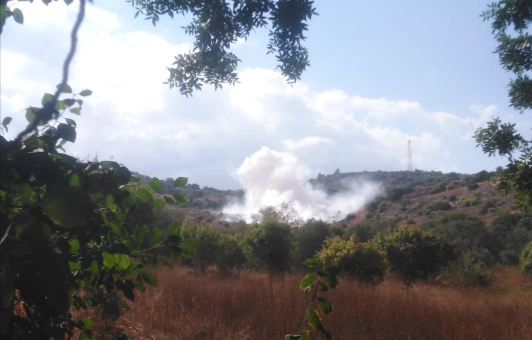 3 Israeli army tanks crossed the border fence (inside Israeli territory) along the Blue Line near Meiss El Jabal and deployed smoke shells during routine activity