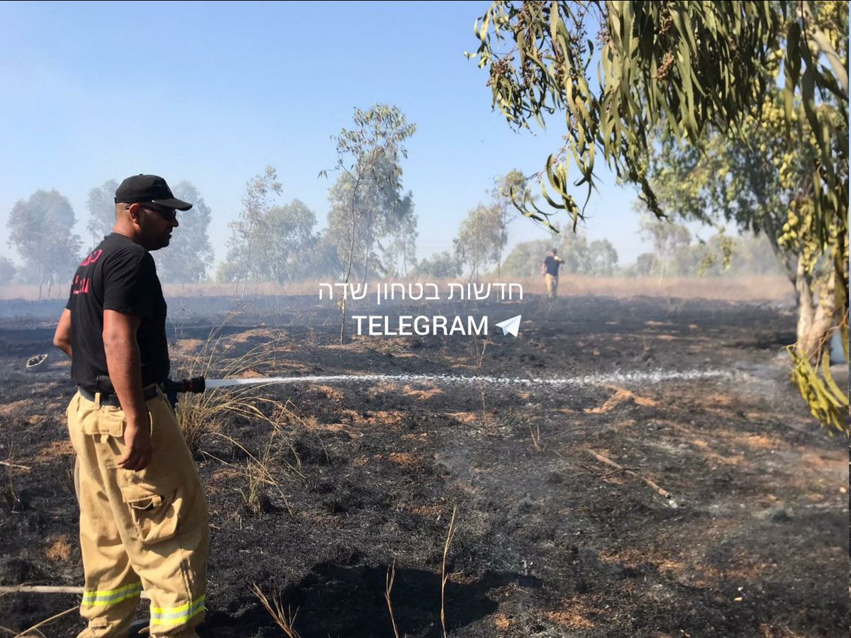 At least 17 fires from Gaza incendiary balloons in southern Israel today, latest in Shaar HaNegev. Israel Fire and Rescue Services confirmed 7 of them earlier.  From Shaar HaNegev:   (Photos: חדשות בטחון שדה)