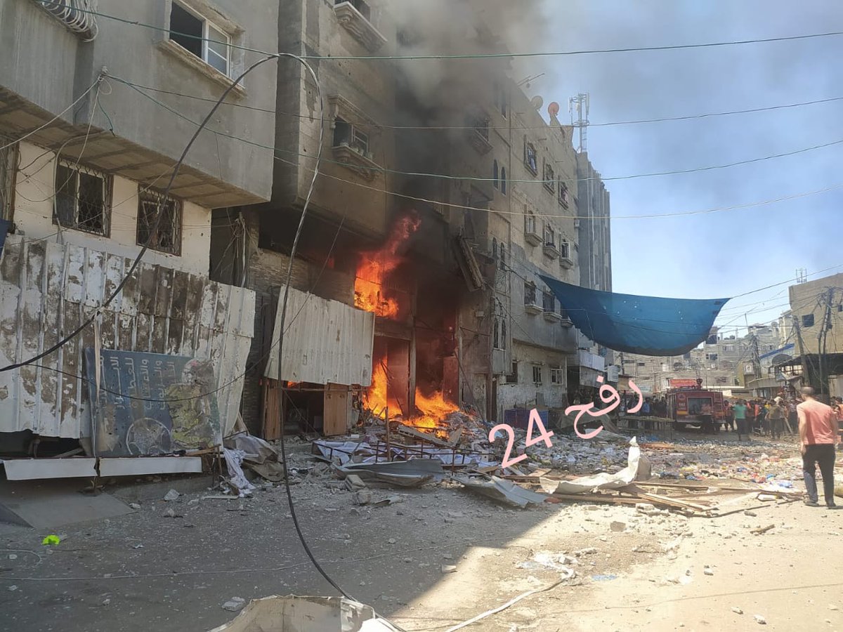 Warplanes bombed the house of citizen Jamil Abu Zaid in the center of Rafah with a missile from a drone at the top of the house and another missile from the warplanes for shops below the house
