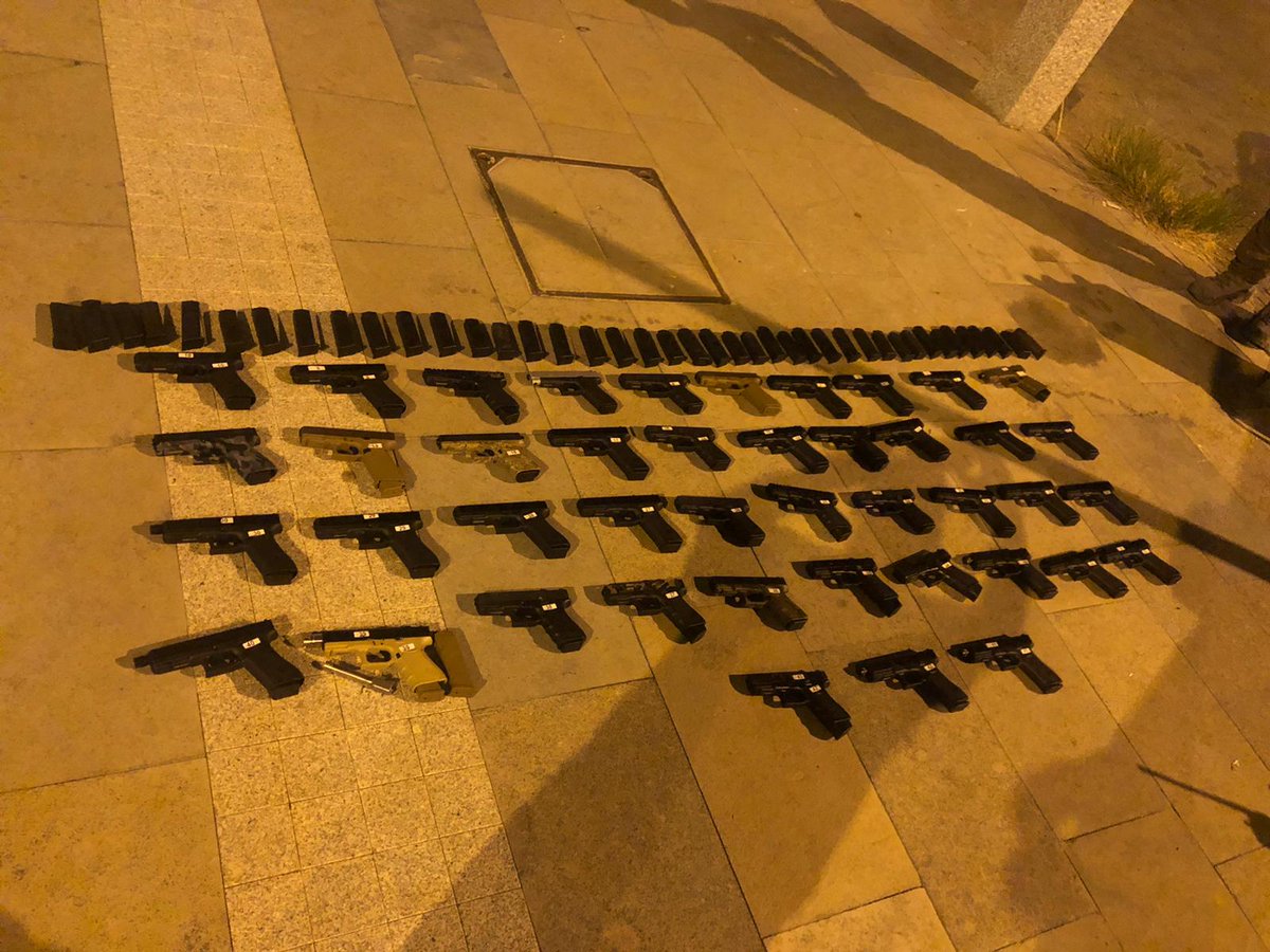 According to the police, the guns that were smuggled from Lebanon and caught by Israeli forces, are worth some 2,700,000 ILS (~825,000 USD)