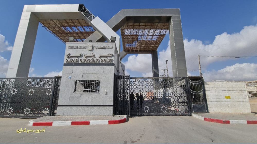 Rafah crossing closed in both directions by Egyptian authorities starting today. The closure is likely due to the rioting at the security fence Saturday that resulted in the shooting of an Israeli border officer