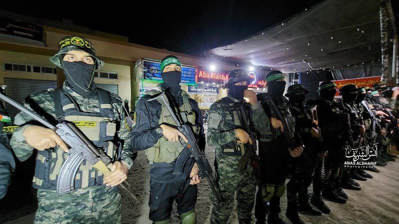 Members of Hamas Al-Qassam and PIJ Saraya Al-Quds Northern Brigades in Gaza on joint deployment this evening as focus turns to tomorrow. Factions have issued warnings against any Israeli actions at Al-Aqsa along with the continued warnings against the West Bank