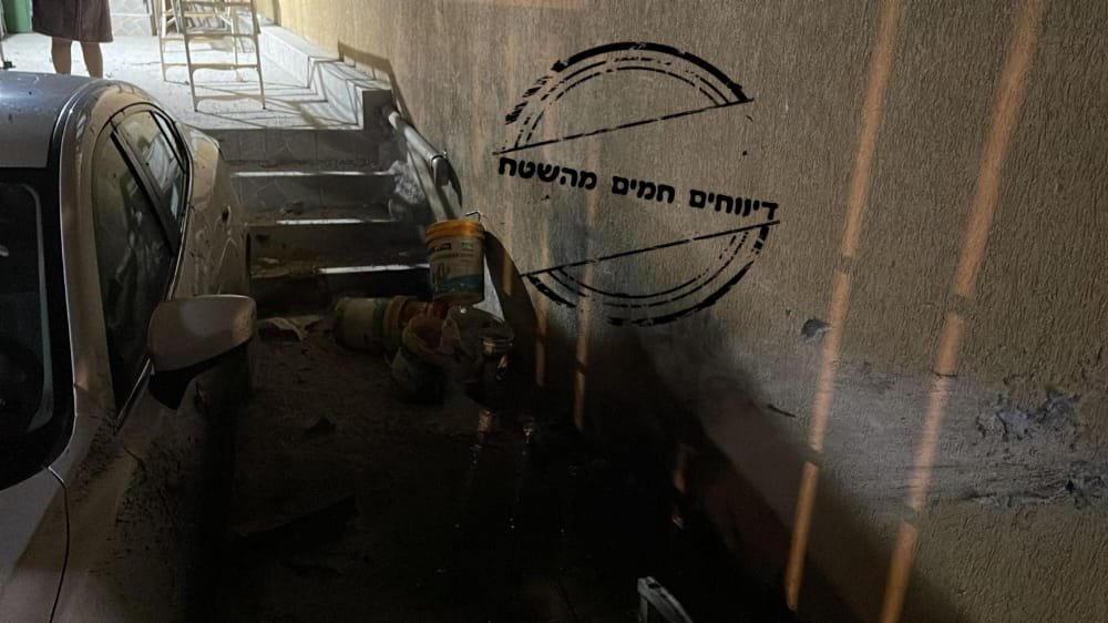 A projectile reportedly landed in Sderot. Unclear if direct rocket impact or shrapnel from an interception