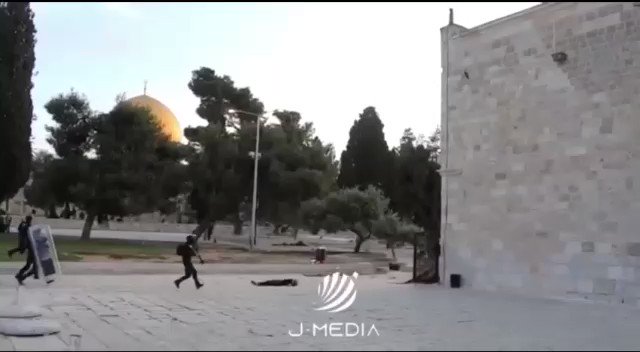 Video: A Palestinian was shot, seriously injured and arrested by ISF earlier today at Al Aqsa Mosque Yard.  The Palestinian is in serious condition and being treated at Hadassah Hospital in Ein Karem W of Jerusalem City