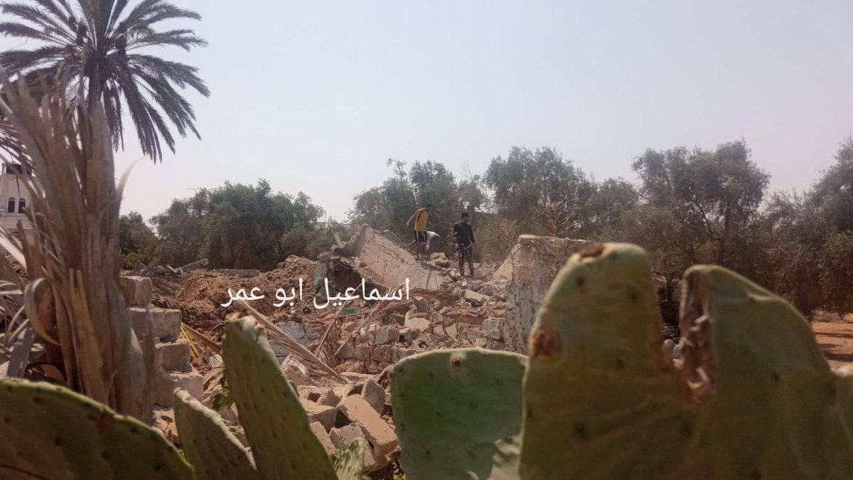 Destruction east of Khan Younis, southern Gaza