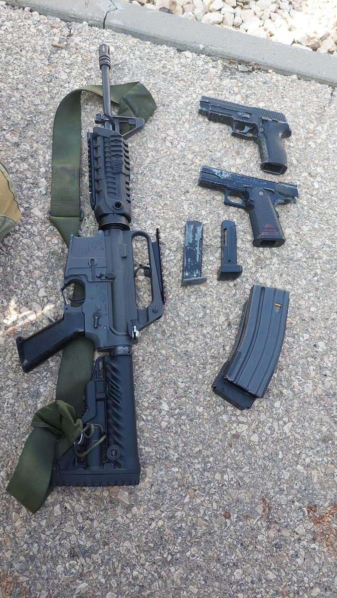 Israeli army says troops arrested a 23-year-old wanted Palestinian in Jenin over his alleged involvement in the shooting that killed Yamam officer Noam Raz earlier this year. M-16 and two handguns seized. A Palestinian who hurled a IED at troops was shot, Israeli army says