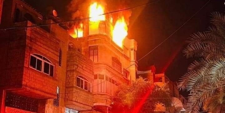 21 Palestinians, including children and women, have died after a massive fire broke out at a residential building in Jabalia refugee camp in the northern Gaza Strip.