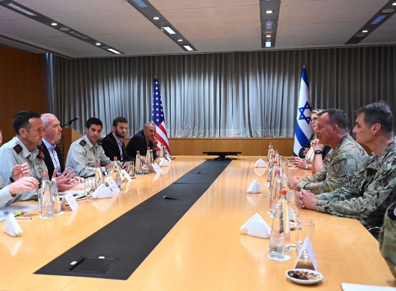 CENTCOM chief Gen. Michael Erik Kurilla met with Defense Minister Yoav Gallant,  Israeli army Chief of Staff Lt. Gen. Herzi Halevi, and other Israeli army officials. According to a readout, they discussed the Iranian threat in the Middle East and cooperation with the US.