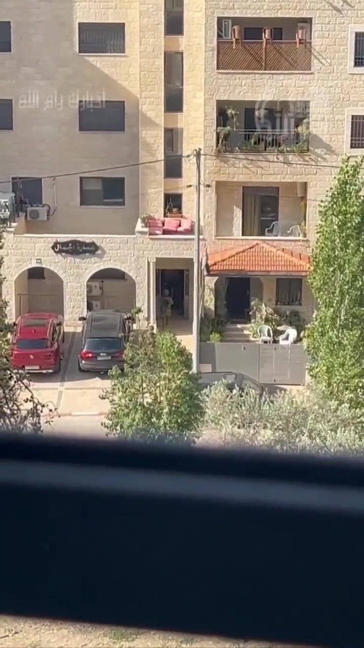 قوات الاحـتـلال الخاصة تنتشر في حي بطن الهوى في رام الله