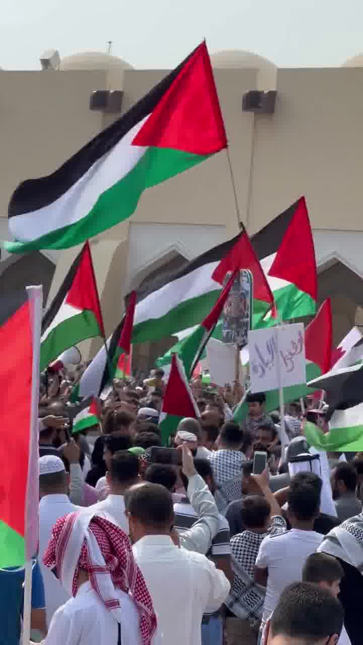 تظاهرة حاشدة في العاصمة القطرية الدوحة؛ تنديداً بمجازر  في غزة