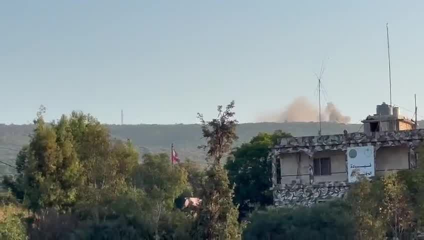 Reported Israeli shelling near Naqoura, southern Lebanon following  Hezbollah attacks against targets in near the border