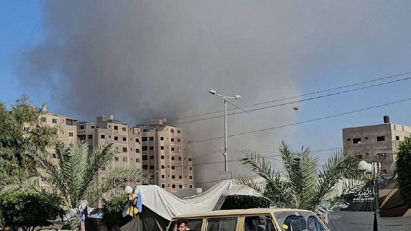 Strikes in Sheikh Zayeed neighborhood of Gaza city