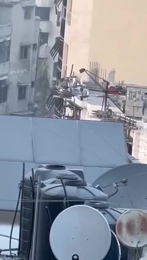 Israeli army tanks seen moving along Al Senaa Street, Gaza City