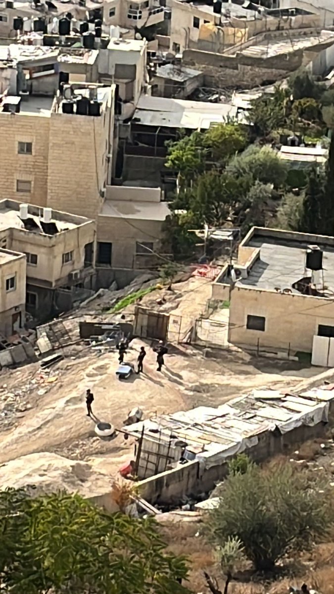 Israeli forces storm the town of Al-Tur, east of Jerusalem, in preparation for demolishing the house of Khairy Alqam