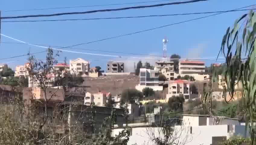 Renewed Israeli army artillery and air strikes in Naqoura, Labbouneh, Mhaibib, Meis Al Jabel  