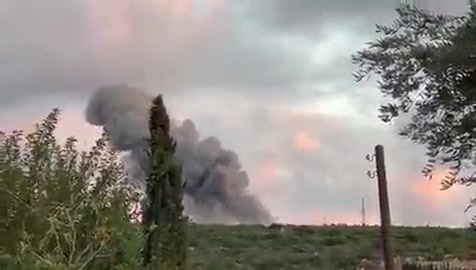 Israeli warplanes carried out an air strike on the southern forests of the town of Naqoura