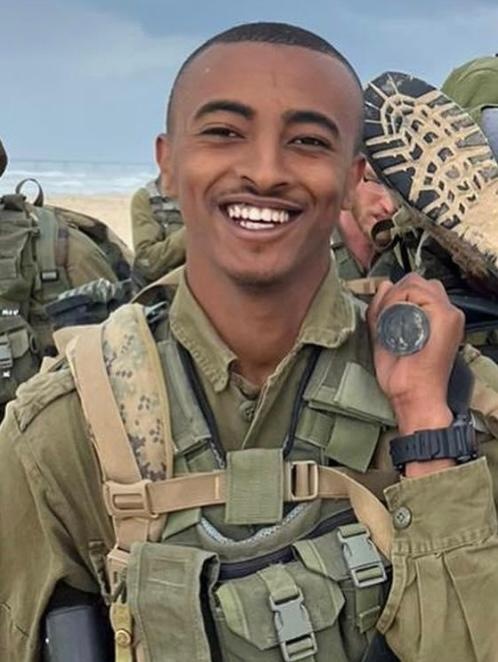 The IDF announces the deaths of two soldiers during fighting in the Gaza Strip: Sgt. First Class (res.) Or Brandes, 25, of the 7th Armored Brigade’s 82nd Battalion, from Shoham. He was killed fighting yesterday in central Gaza. Staff Sgt. Aschalwu Sama, 20, of the Nahal Brigade’s 932nd Battalion, from Petah Tikva. Sama was wounded on November 14 and died yesterday of his wounds. Their deaths bring the toll of slain soldiers in the IDF's ground operation to 72, and since October 7 to 398.
