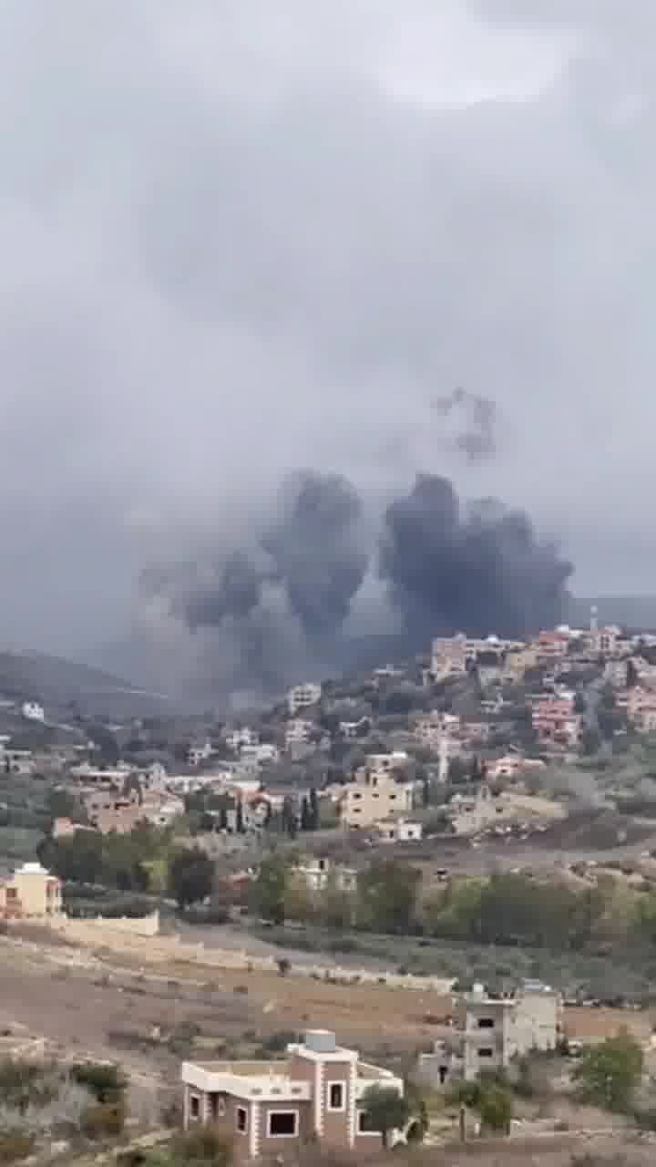 Multiple Israeli airstrikes on the village of Kounin in southern Lebanon. 