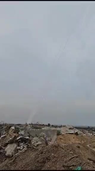 Another clip shows the large rocket barrage from central Gaza at Tel Aviv