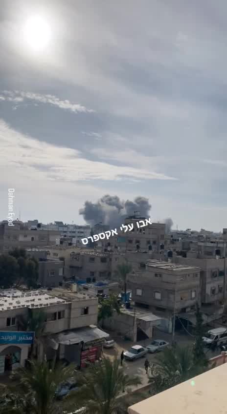 Strikes in Khan YounisIsrael Gaza