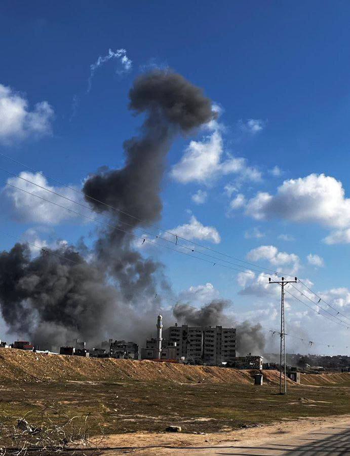 Aircraft targeted a group of people near the border with Egypt in Rafah