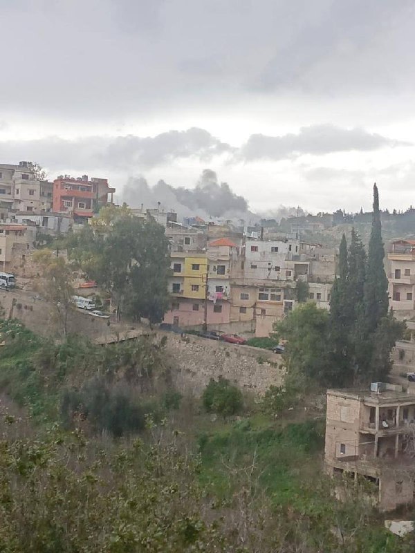 Israeli army air strikes between Touline and Souaneh