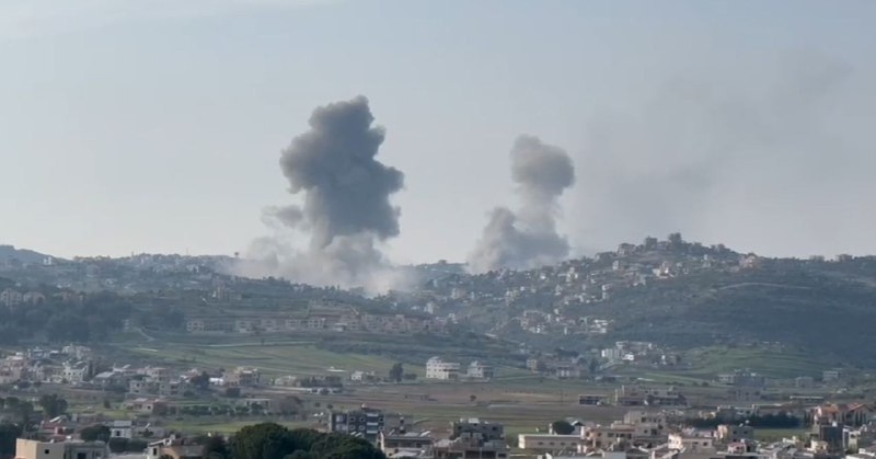سلسلة من الغارات الجوية نفذها الطيران الحربي المعادي استهدفت  بلدة عيتا_الشعب في جنوب لبنان