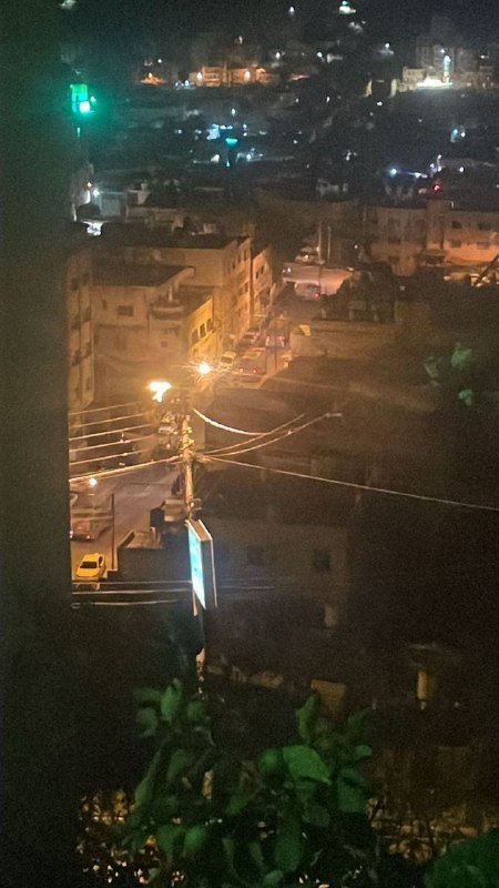 Israeli security forces stormed the Al-Titi Bridge area in Nablus.