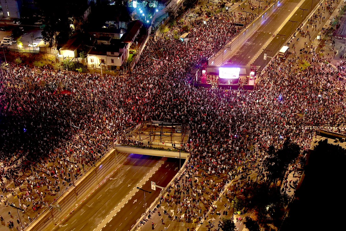 Big rally in Tel Aviv