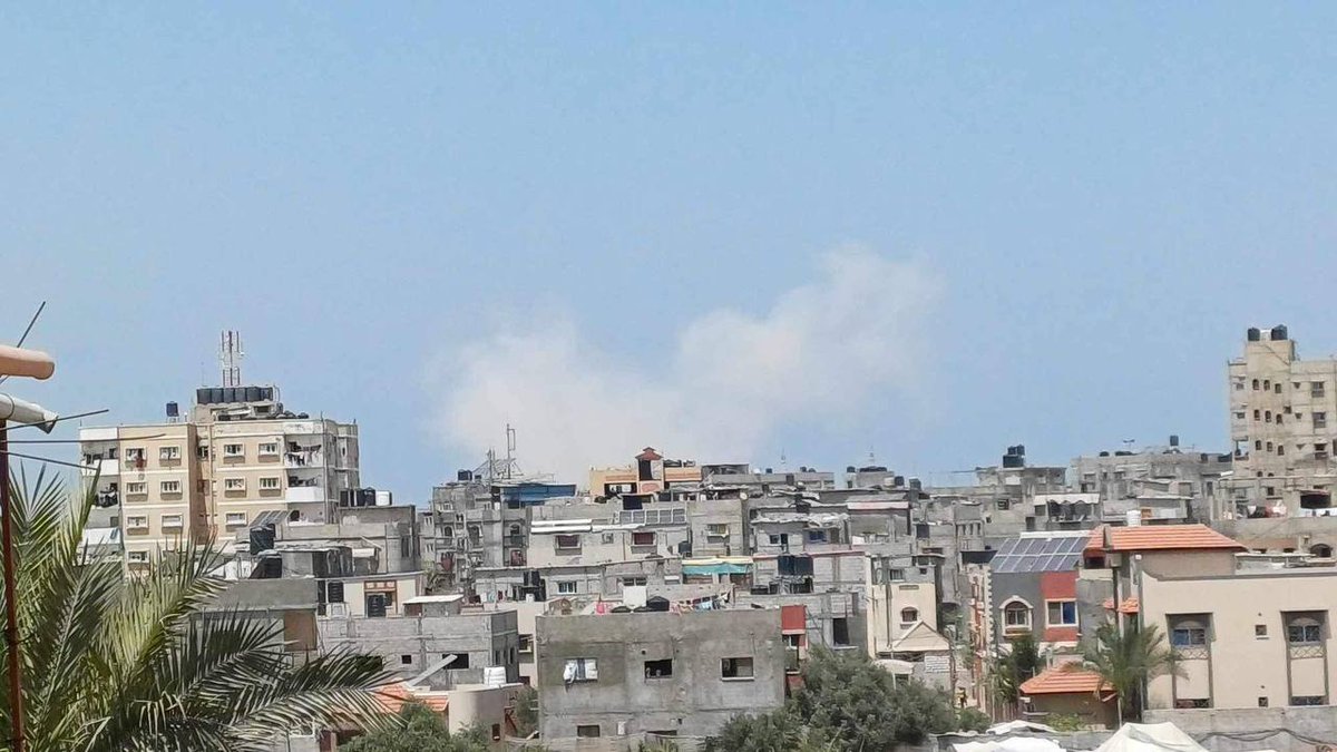 An aircraft targeted western Rafah a short while ago