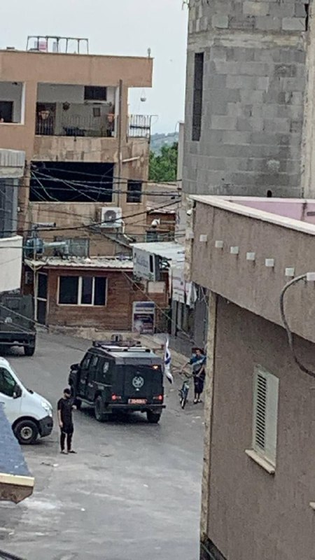 مصادر محلية: قوات  تقتحم منزلاً في بلدة برطعة