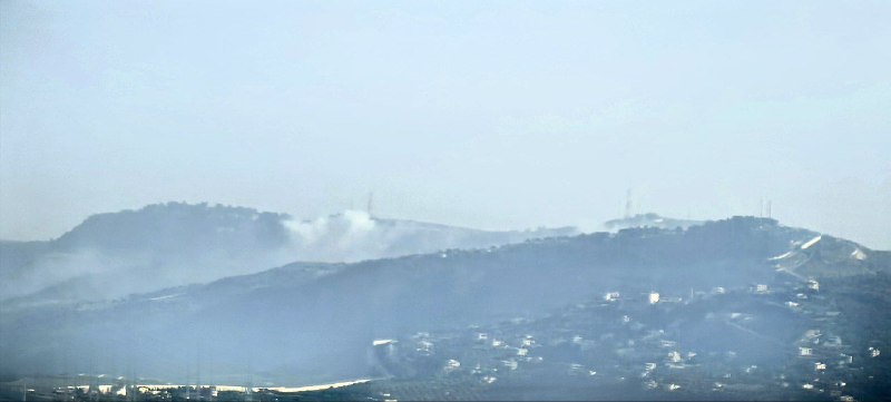 Israeli phosphorous bombing targets the outskirts of the towns of Markaba, Hula, and Wadi Hunine
