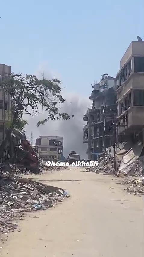 Israeli warplanes continue to target the Al-Shujaiya neighborhood, east of Gaza City