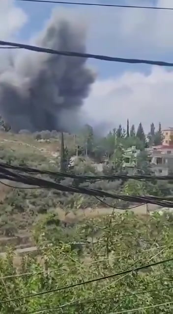 Bombardování místa ve městě Maaroub v jižním Libanonu