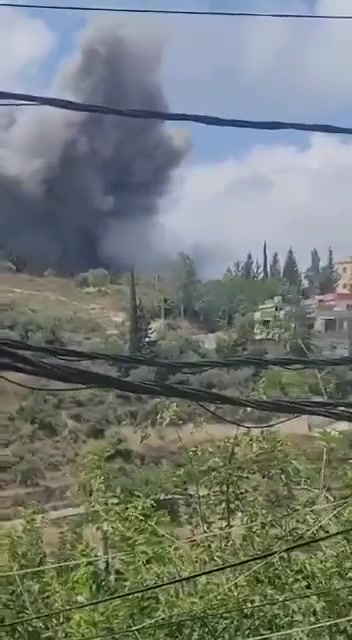 Bombardování místa ve městě Maaroub v jižním Libanonu