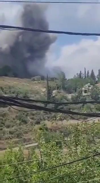 Bombardování místa ve městě Maaroub v jižním Libanonu