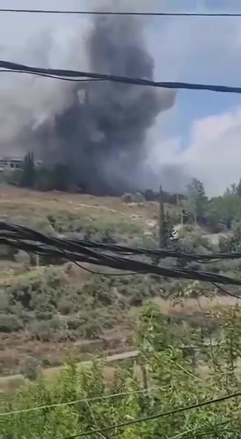 Bombardování místa ve městě Maaroub v jižním Libanonu