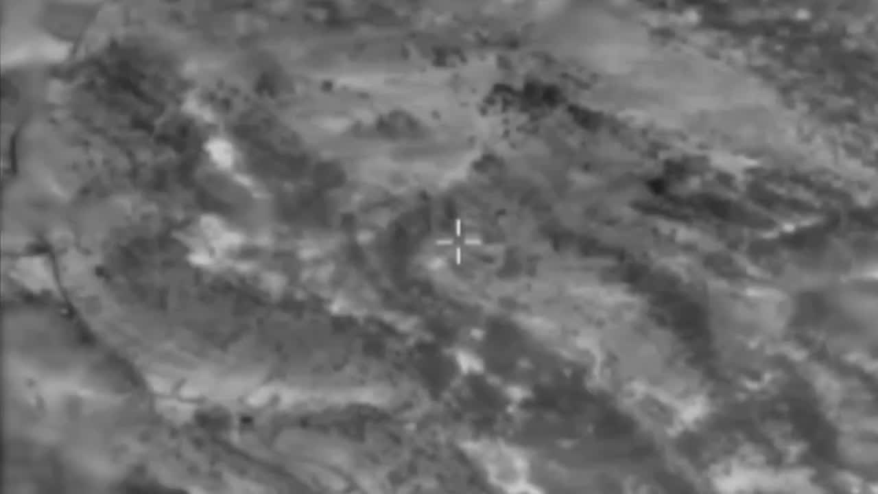 Israeli army: Overnight, the IAF struck a Hezbollah military site in the area of Jabal Tourah in Lebanese territory.  Simultaneously, the IAF also struck a Hezbollah weapons storage facility in the area of Qabrikha, a military structure in the area of Tallouseh