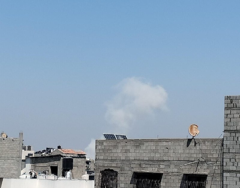 Planes launched an air strike on the Al-Shujaiya neighborhood, east of Gaza