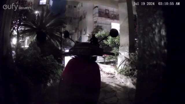 CCTV footage of the explosion in Tel Aviv. The sound of a drone can clearly be heard before the explosion