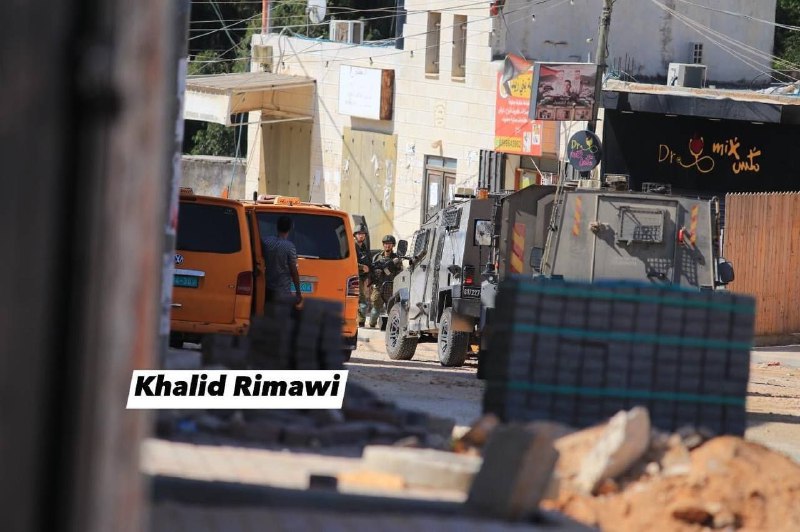 Israeli security forces storming of the town of Beit Rima, northwest of Ramallah