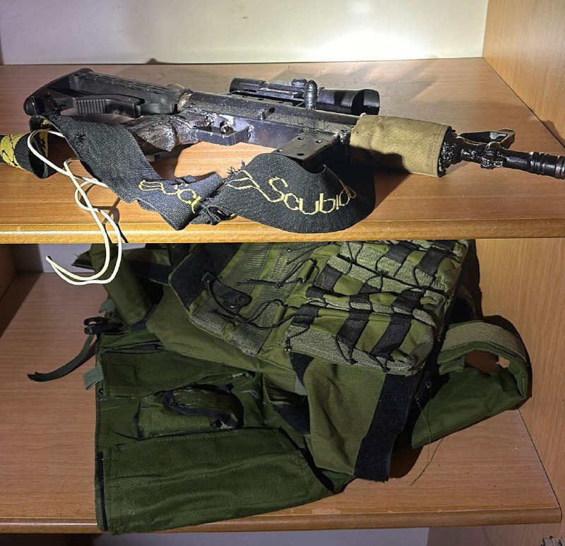 The Shin Bet security agency says it recently foiled plans by a terror cell from the Aqabat Jabr camp in the West Bank to carry out a kidnapping attack. Weapons and equipment seized by the Shin Bet from the cell.